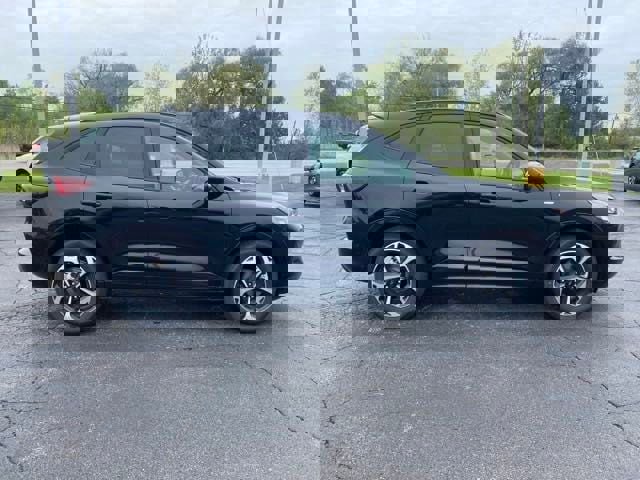 New 2024 Ford Escape ST-Line Select w/ Tech Pack #2 image 8