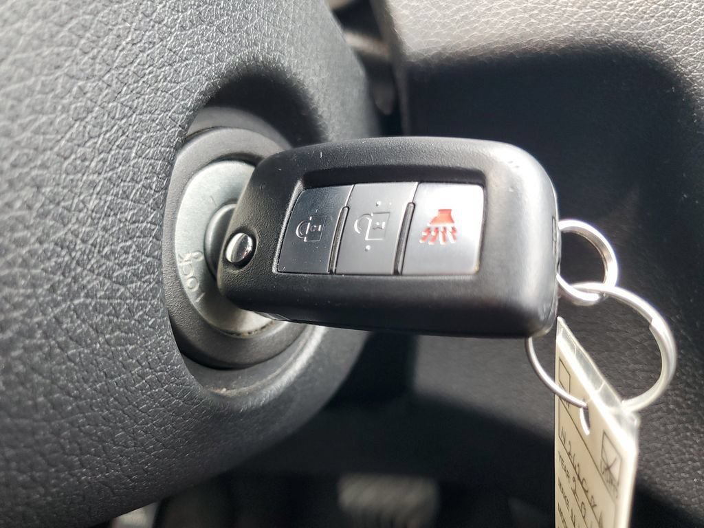 Used 2019 Nissan Rogue S FWD image 24