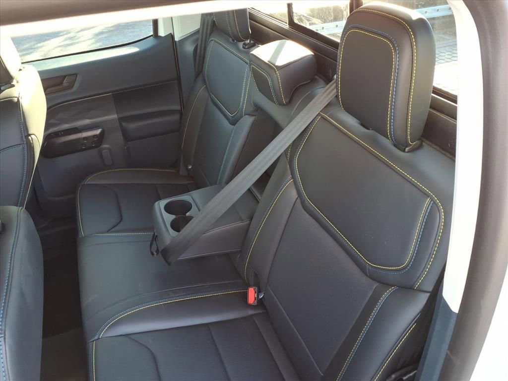 Certified 2025 Ford Maverick Lobo image 31