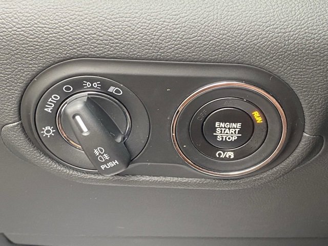 Used 2022 Maserati Levante GT image 35