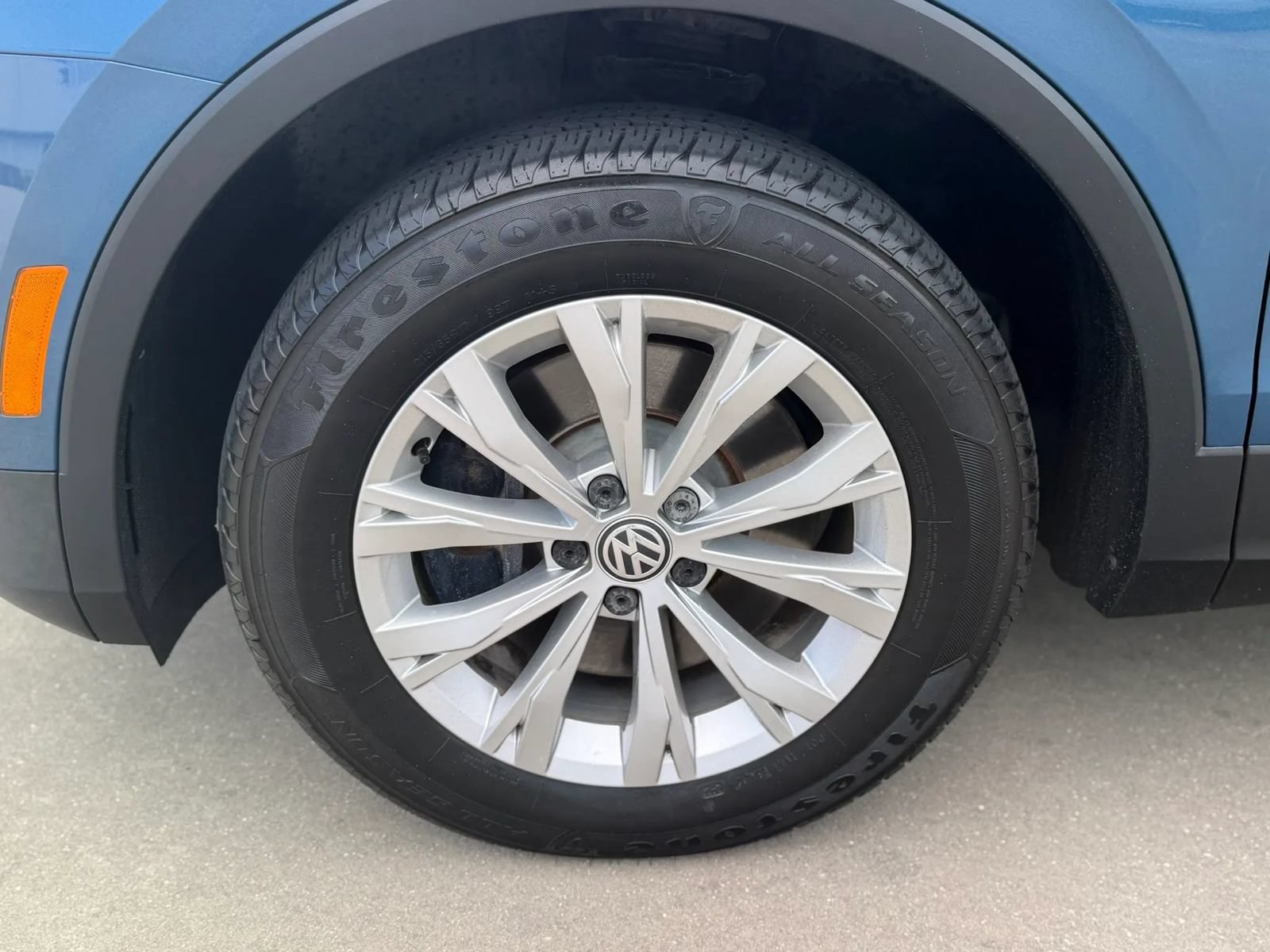 Used 2018 Volkswagen Tiguan SE w/ Front Fog Lights Package FWD image 14