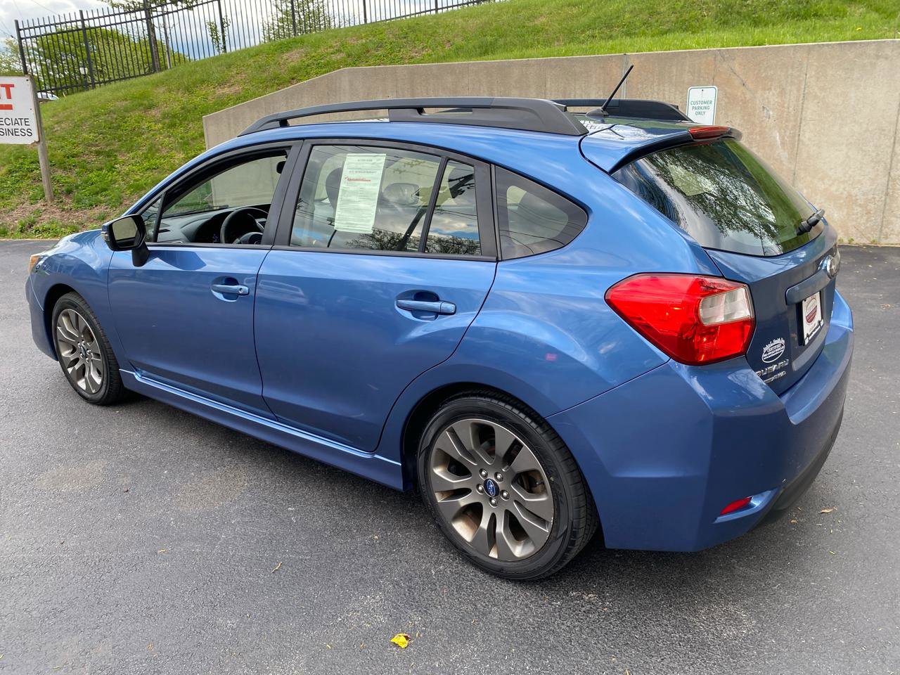 Used 2015 Subaru Impreza 2.0i Sport Premium AWD/4WD image 2
