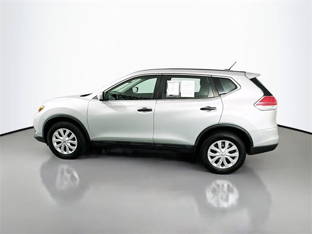 Used 2016 Nissan Rogue S image 4