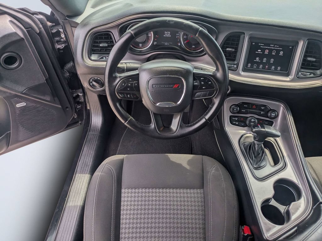 Used 2023 Dodge Challenger SXT RWD image 19