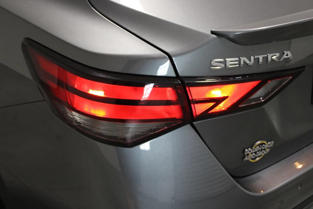 Used 2025 Nissan Sentra SR FWD image 48