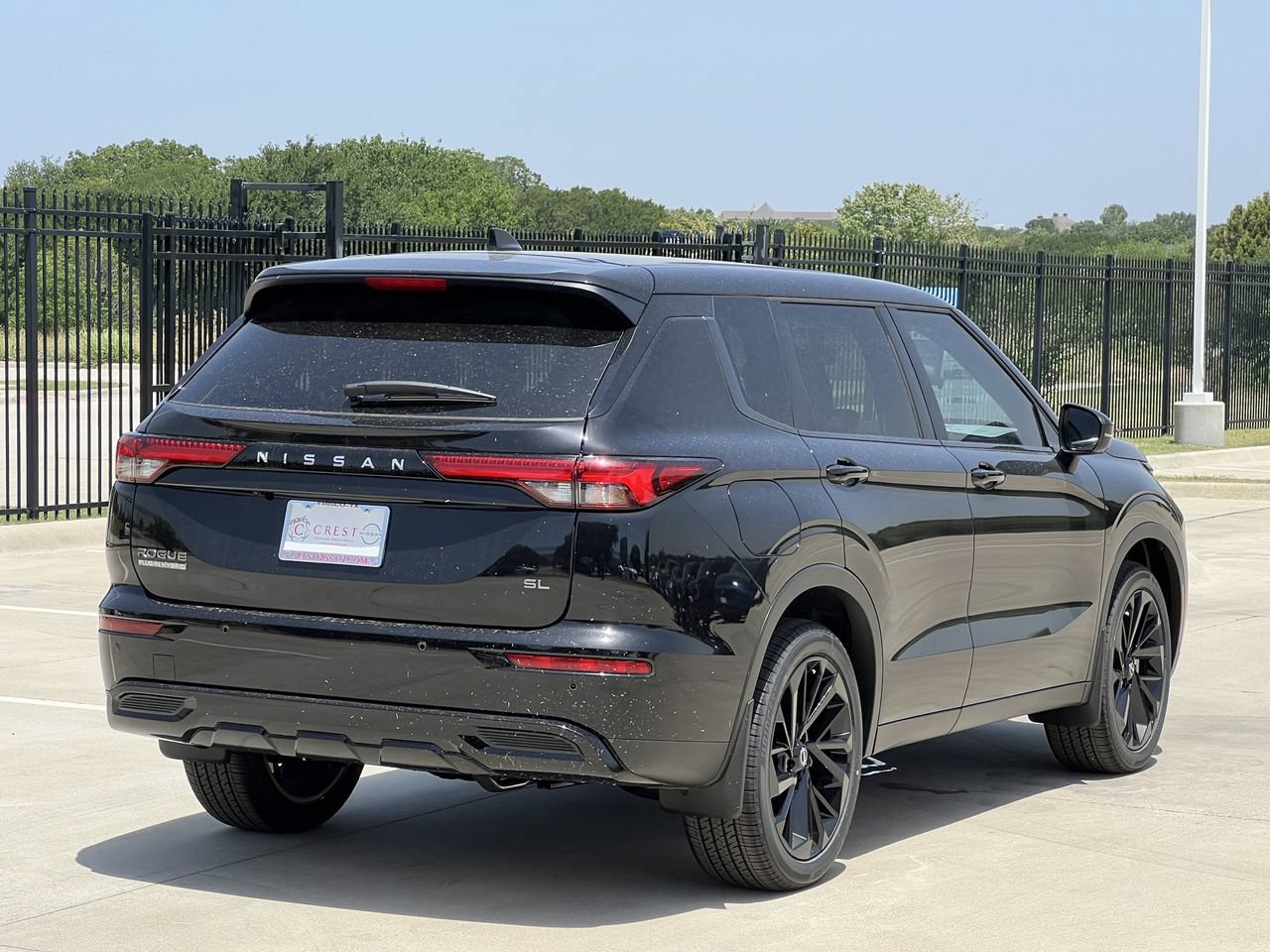 New 2026 Nissan Rogue SL AWD/4WD image 4