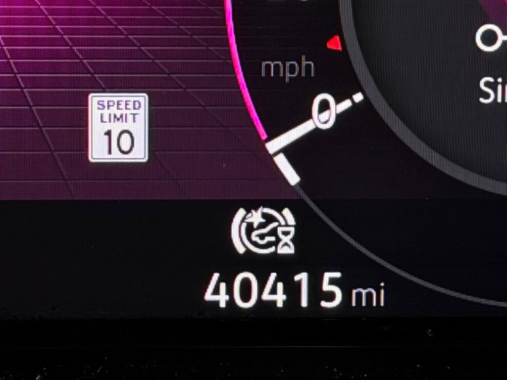 Used 2024 Volkswagen Atlas Cross Sport SEL R-Line image 16