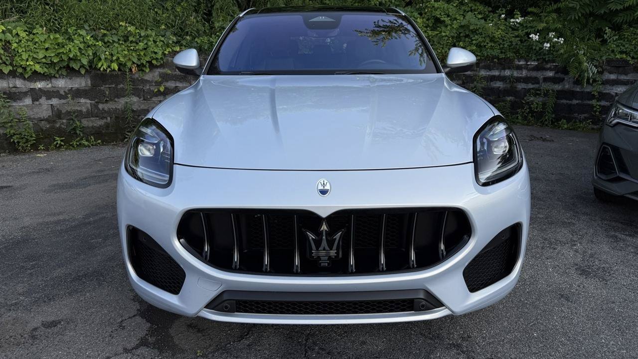 Used 2024 Maserati Grecale GT AWD/4WD image 23