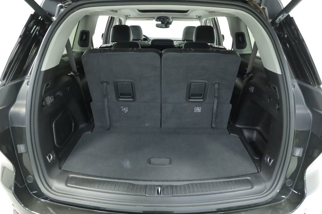 Used 2022 Jeep Grand Cherokee L Limited RWD image 38