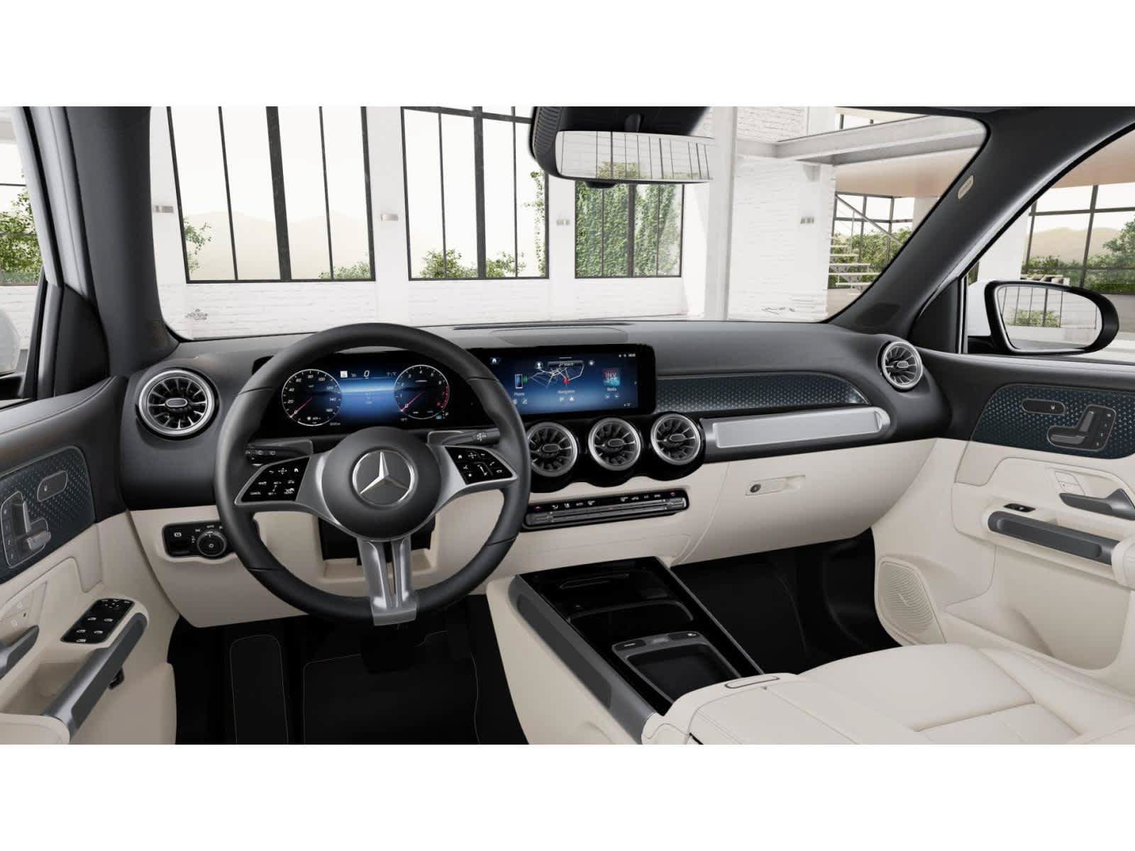 New 2026 Mercedes-Benz GLB 250 image 2