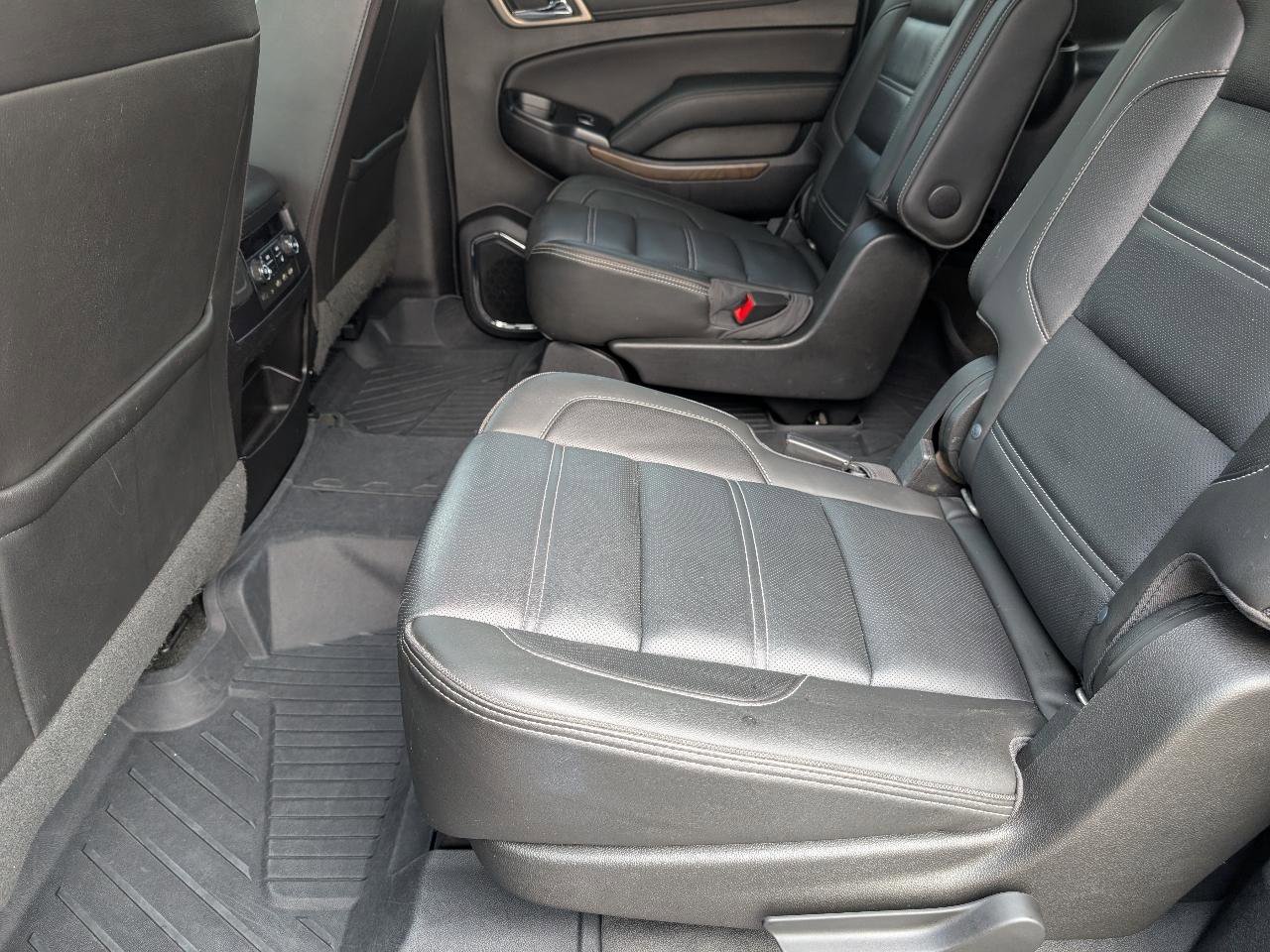 Used 2018 GMC Yukon XL Denali w/ Open Road Package image 9