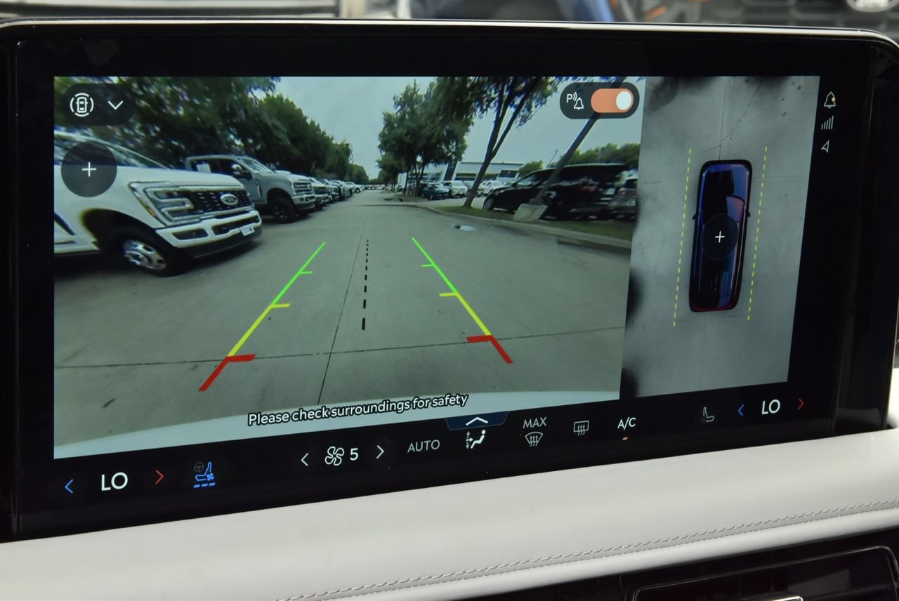 Used 2025 Lincoln Aviator Black Label AWD/4WD image 31