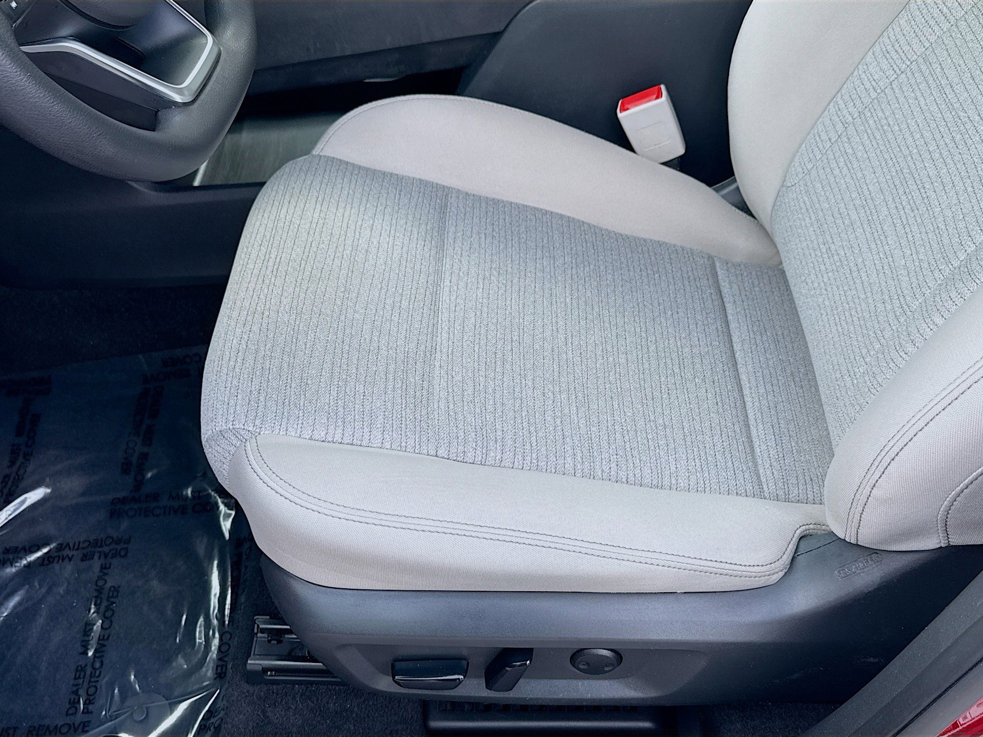 Used 2023 Nissan Rogue SV image 17