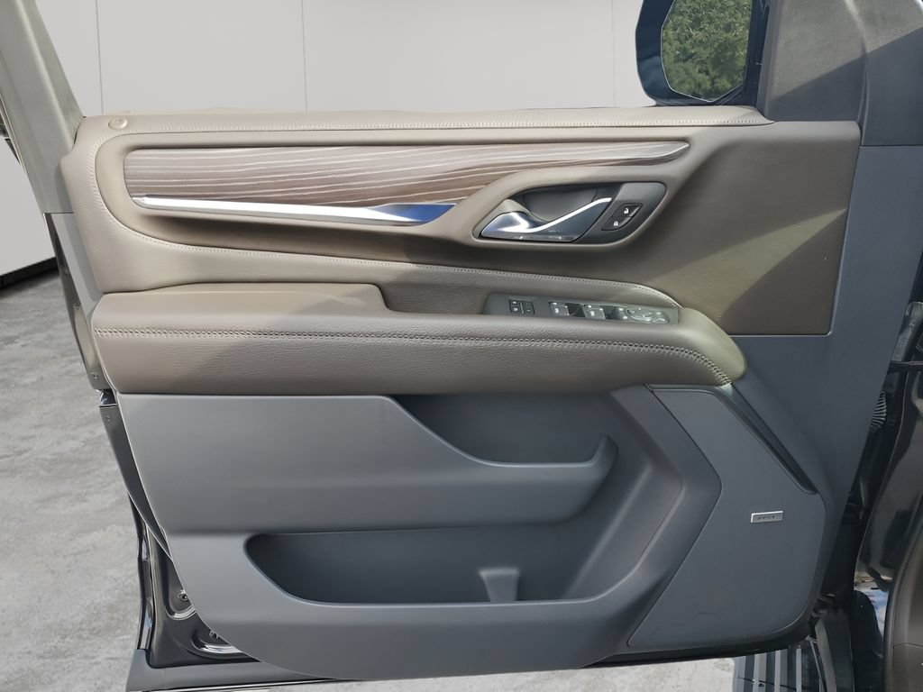 Certified 2023 GMC Yukon XL Denali AWD/4WD image 31