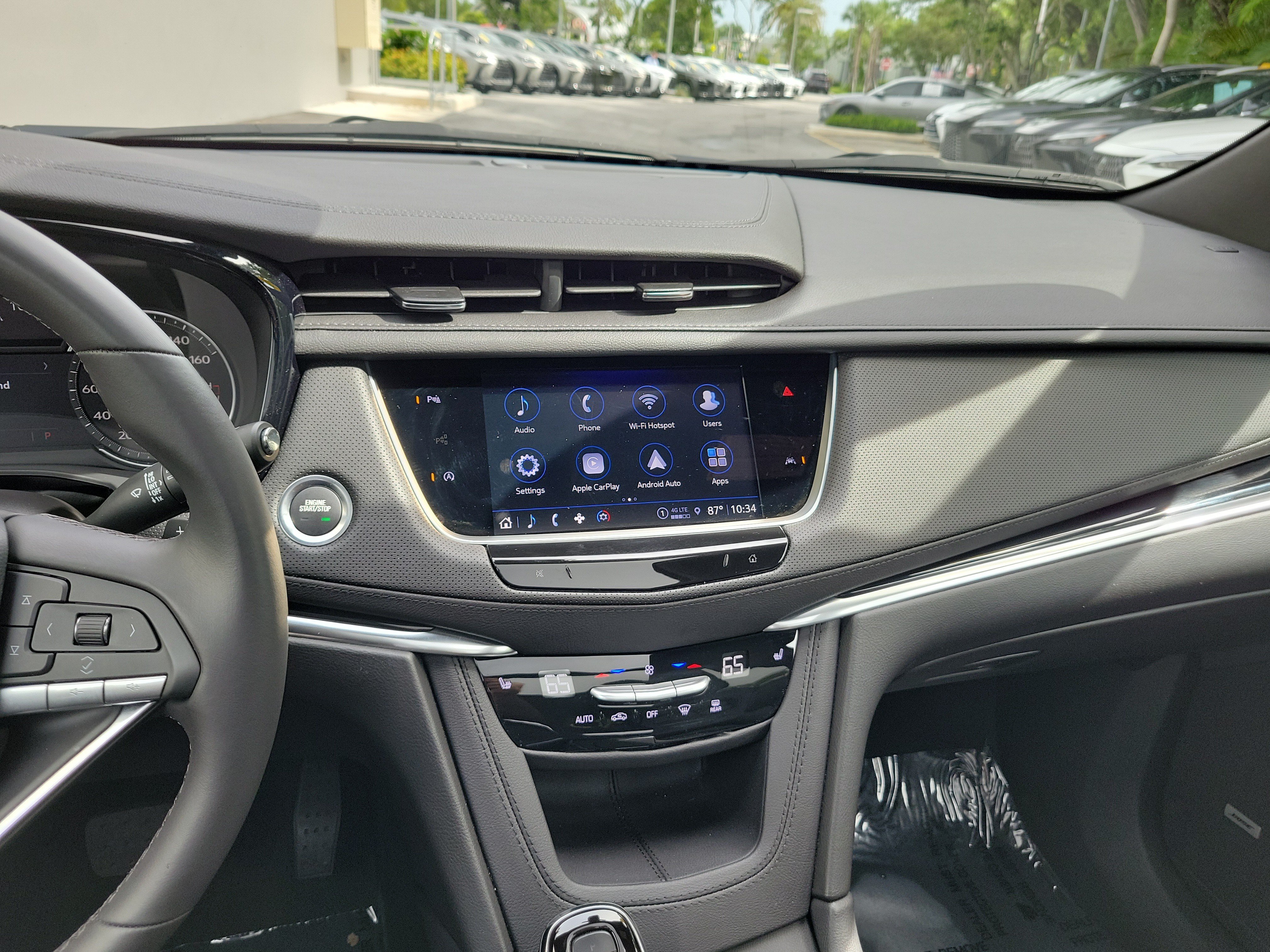 Used 2025 Cadillac XT6 Luxury FWD image 20