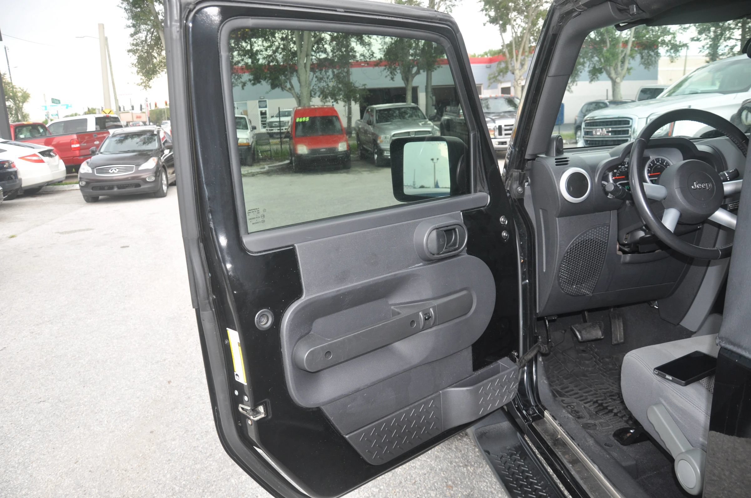 Used 2008 Jeep Wrangler Sahara w/ PWR Convenience Group AWD/4WD image 24