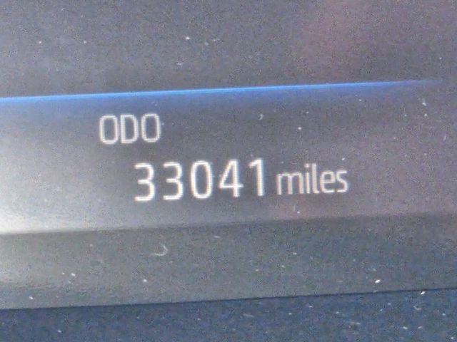 Used 2024 Toyota Highlander XLE FWD image 31