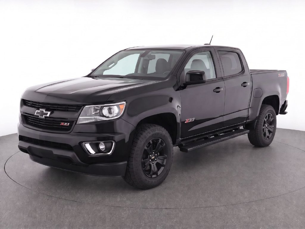 Used 2017 Chevrolet Colorado Z71 w/ Z71 Midnight Edition AWD/4WD image 2