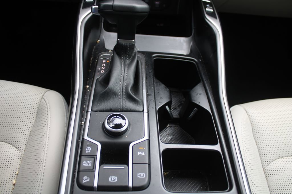 Certified 2025 Kia Sorento S w/ Panoramic Sunroof Package image 34