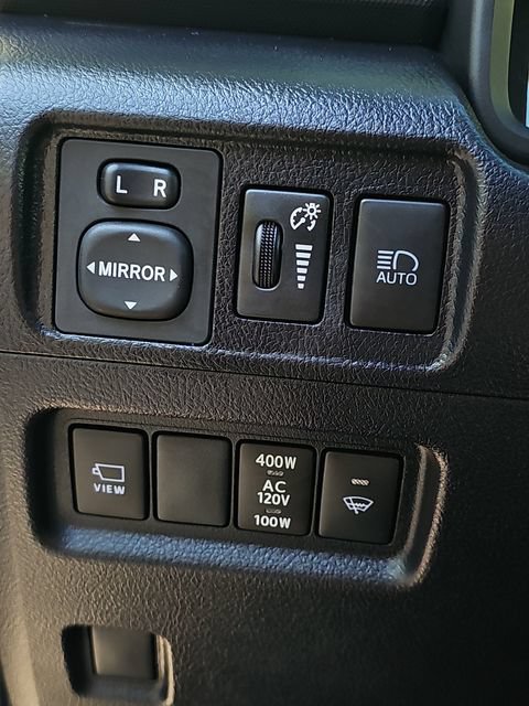Used 2023 Toyota 4Runner TRD Off-Road Premium w/ Off Road Premium Plus Package AWD/4WD image 32