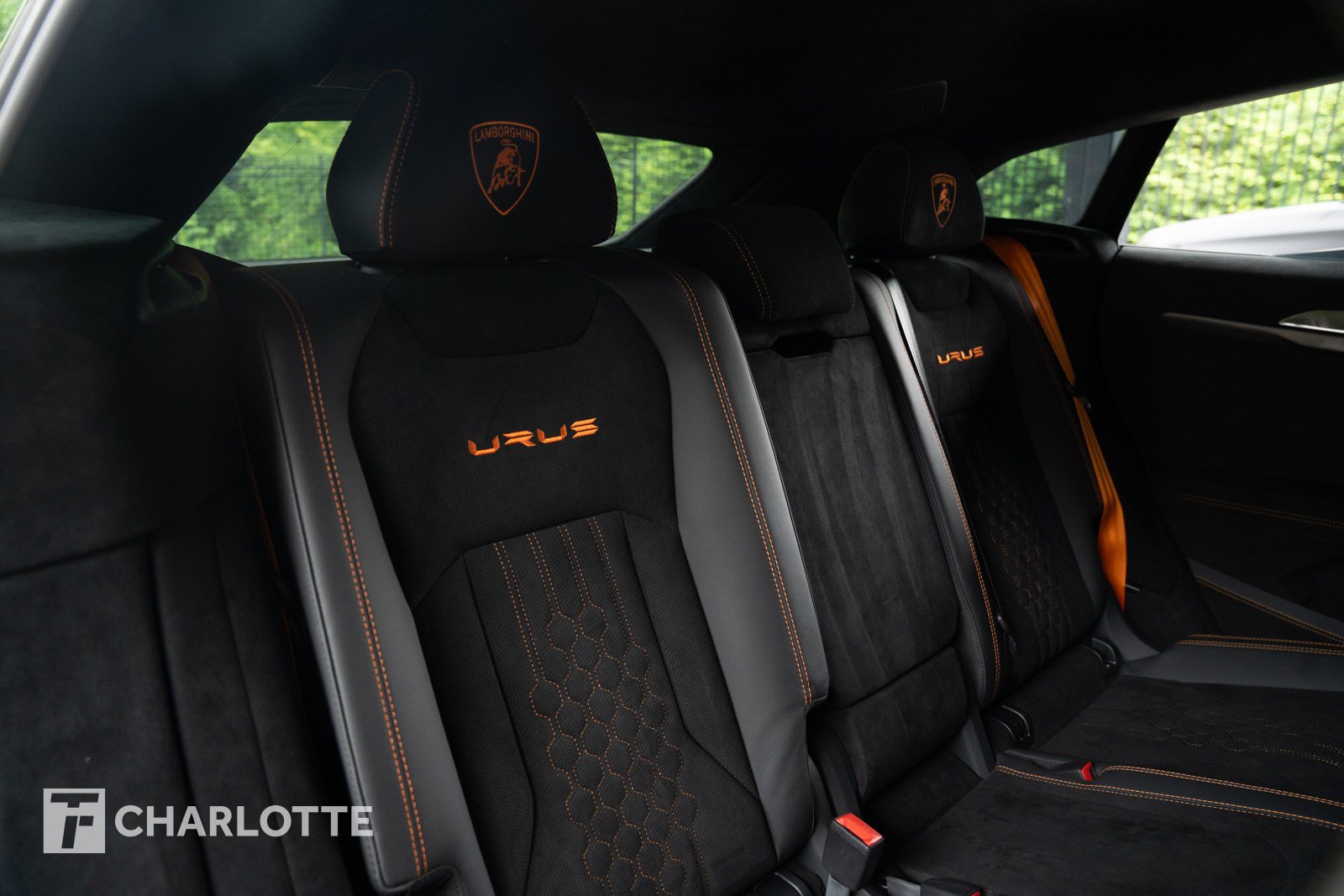 Used 2023 Lamborghini Urus Performante AWD/4WD image 42