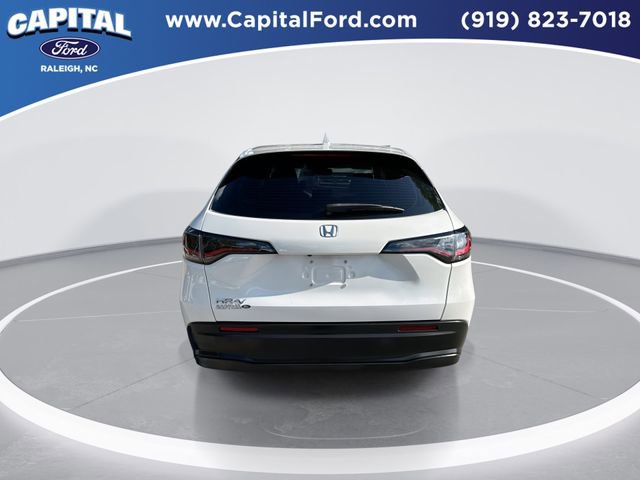 Used 2023 Honda HR-V LX image 7