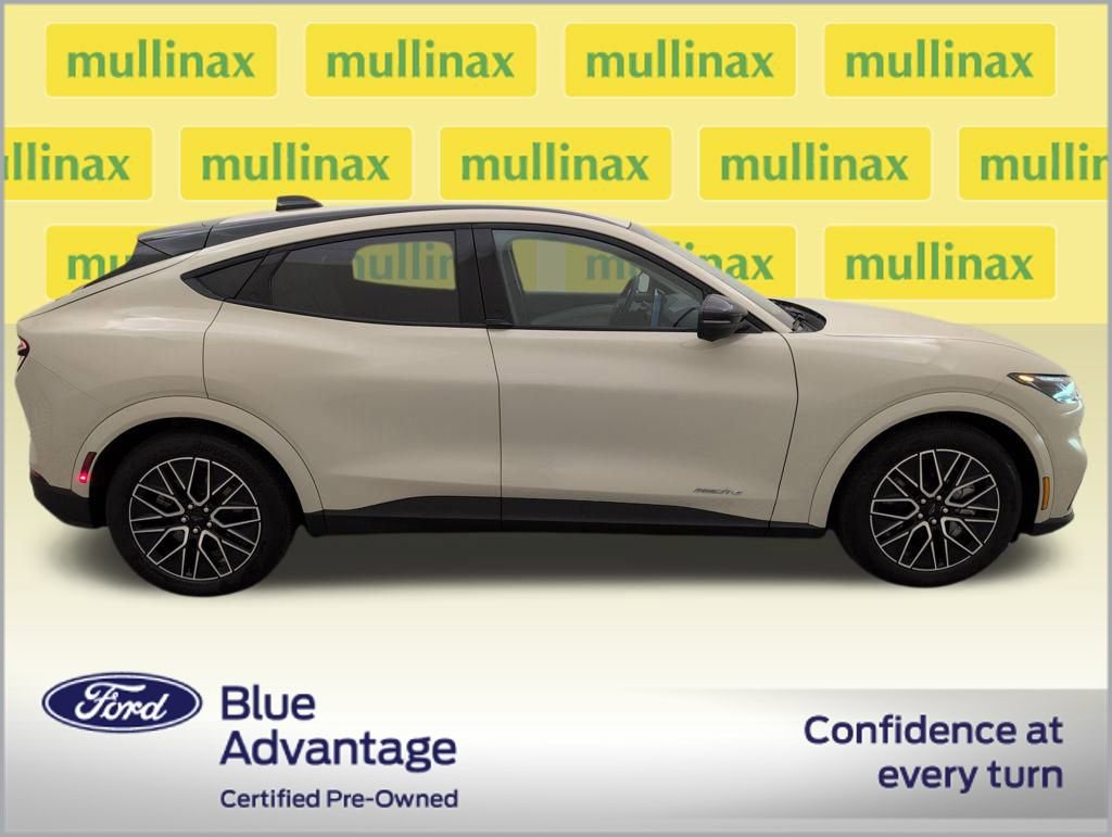 Certified 2025 Ford Mustang Mach-E Premium image 2