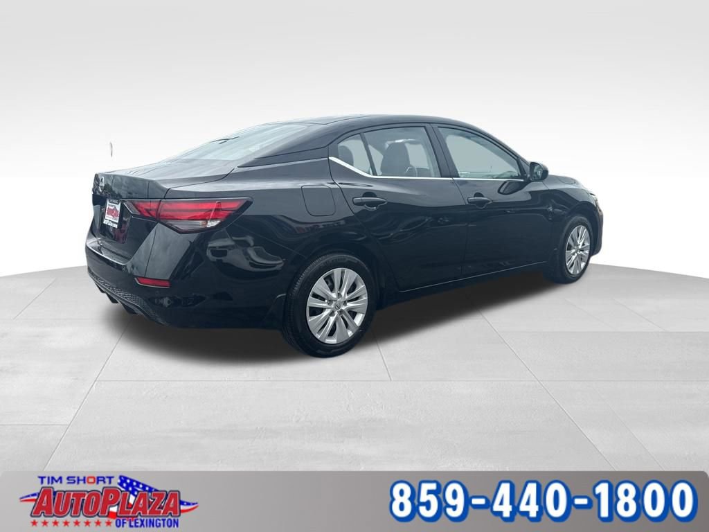 Used 2025 Nissan Sentra S image 10