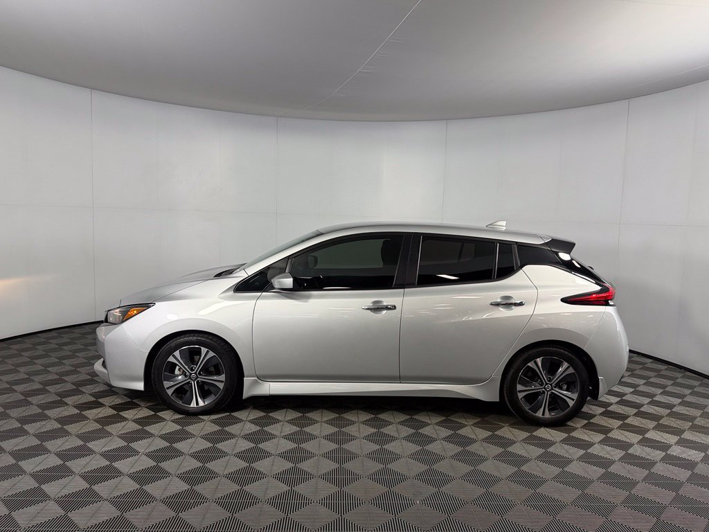 Used 2022 Nissan Leaf SV FWD image 12