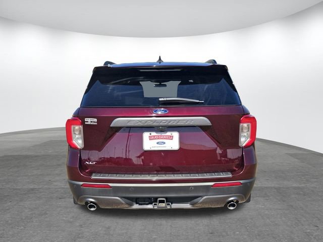 Certified 2022 Ford Explorer XLT w/ Equipment Group 202A image 5