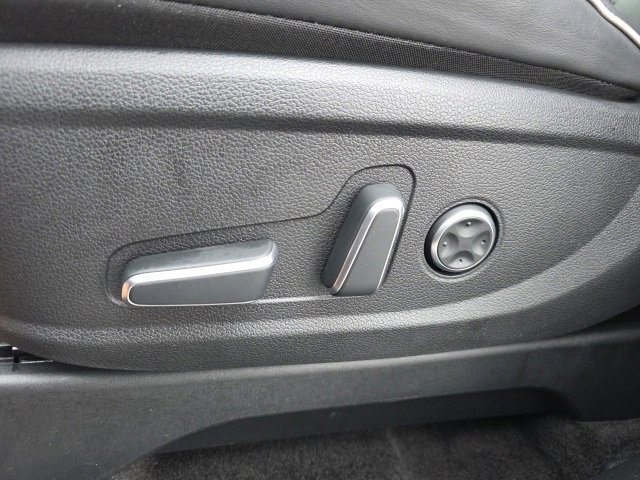 Used 2023 Hyundai Palisade SEL w/ Premium Package image 6