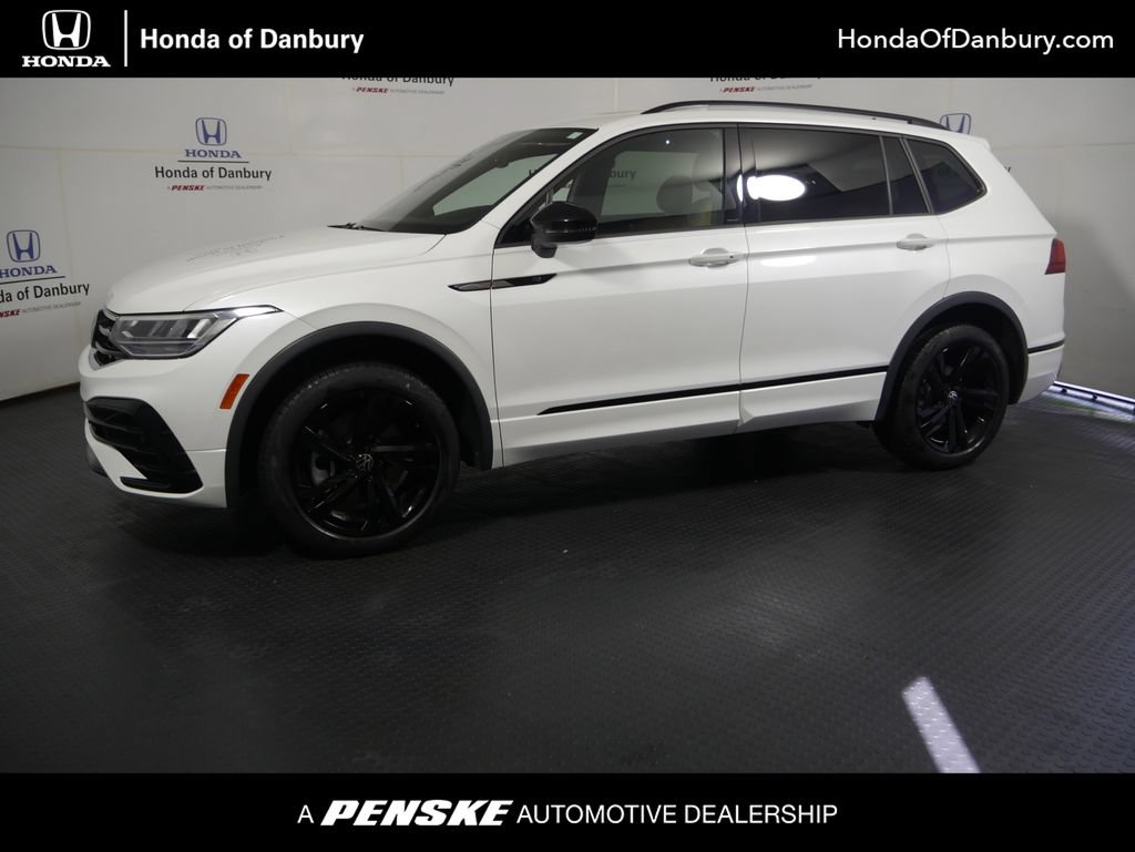 Used 2024 Volkswagen Tiguan SE R-Line AWD/4WD image 1