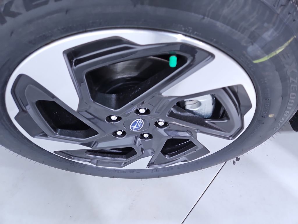 New 2025 Subaru Crosstrek 2.5i Limited w/ Popular Package #4A image 26