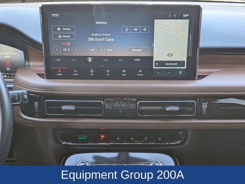 Used 2023 Lincoln Nautilus Reserve w/ Monochromatic Package image 18