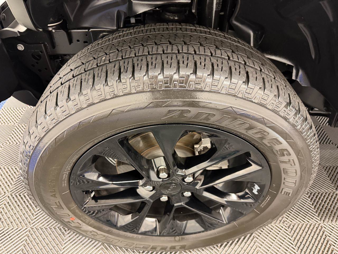 Used 2022 Jeep Gladiator Overland AWD/4WD image 33