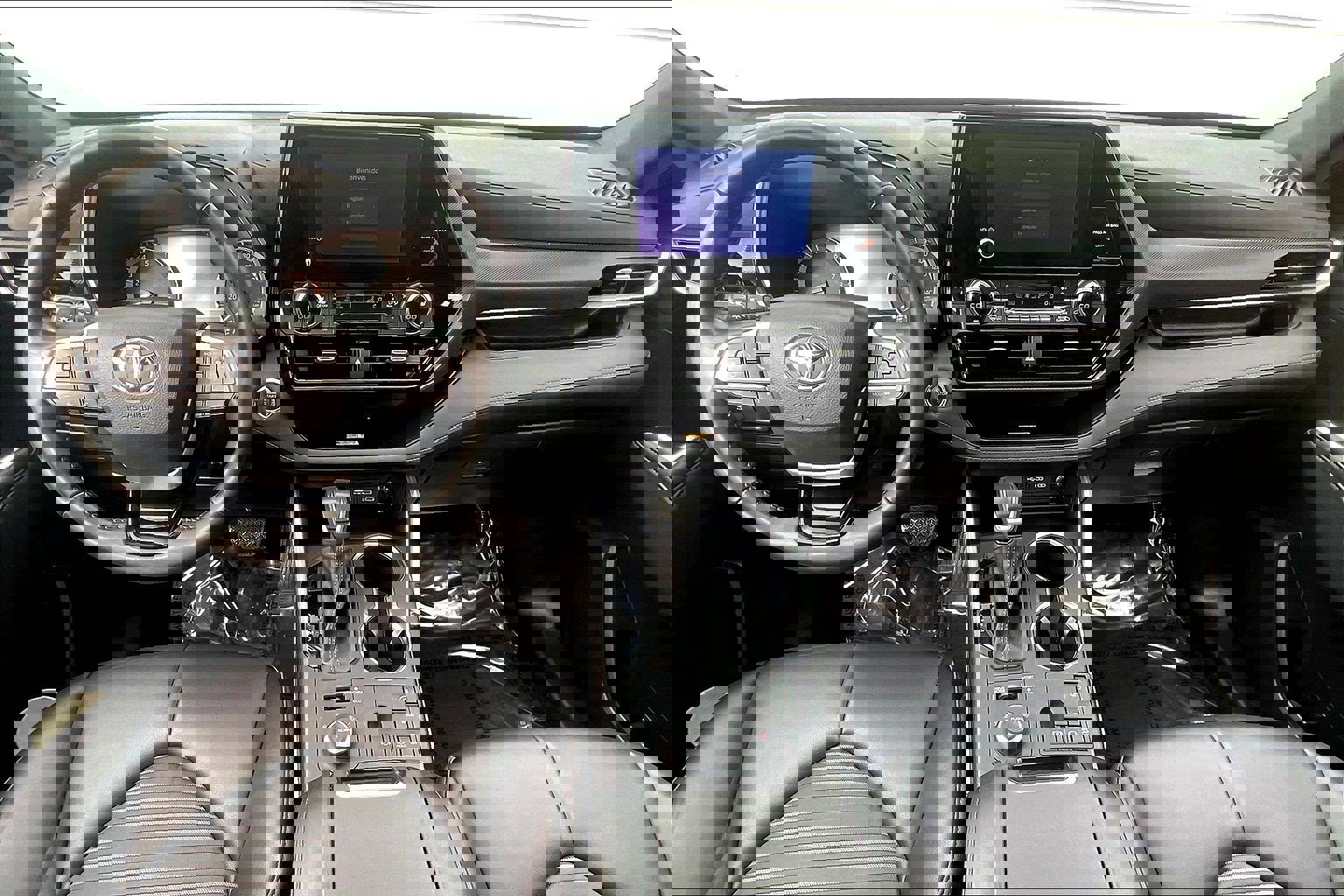 Used 2023 Toyota Highlander XSE image 19