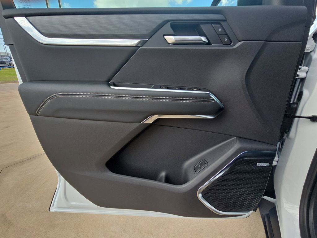 New 2026 GMC Acadia Elevation w/ Elevation Premium Package FWD image 28