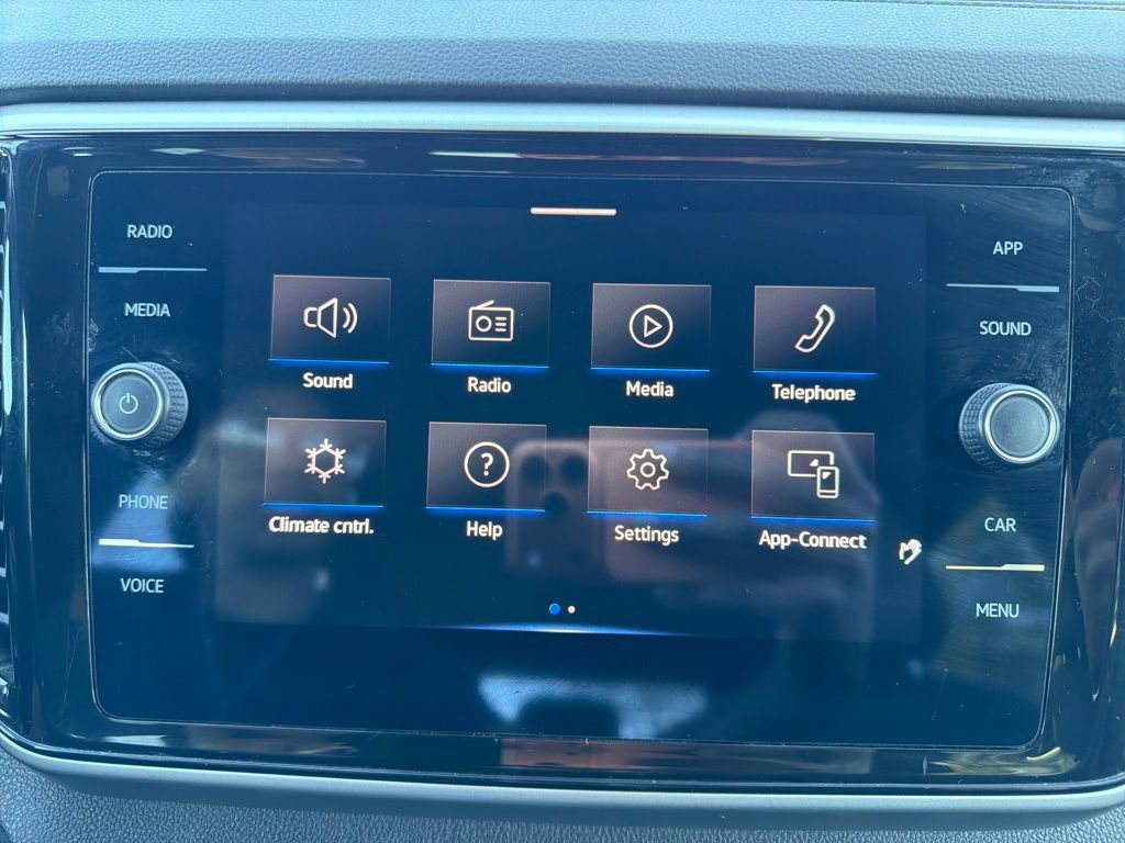 Used 2023 Volkswagen Atlas Cross Sport SE image 21