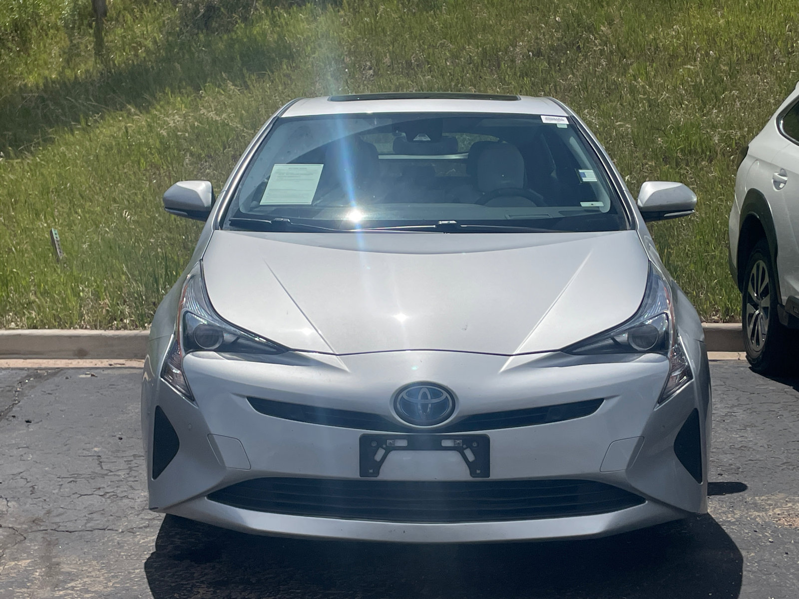 Used 2017 Toyota Prius Four FWD image 2