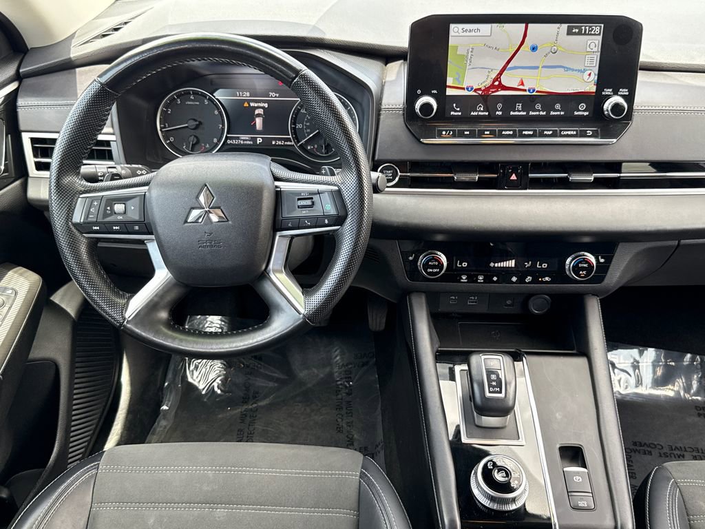 Used 2024 Mitsubishi Outlander SE FWD image 19