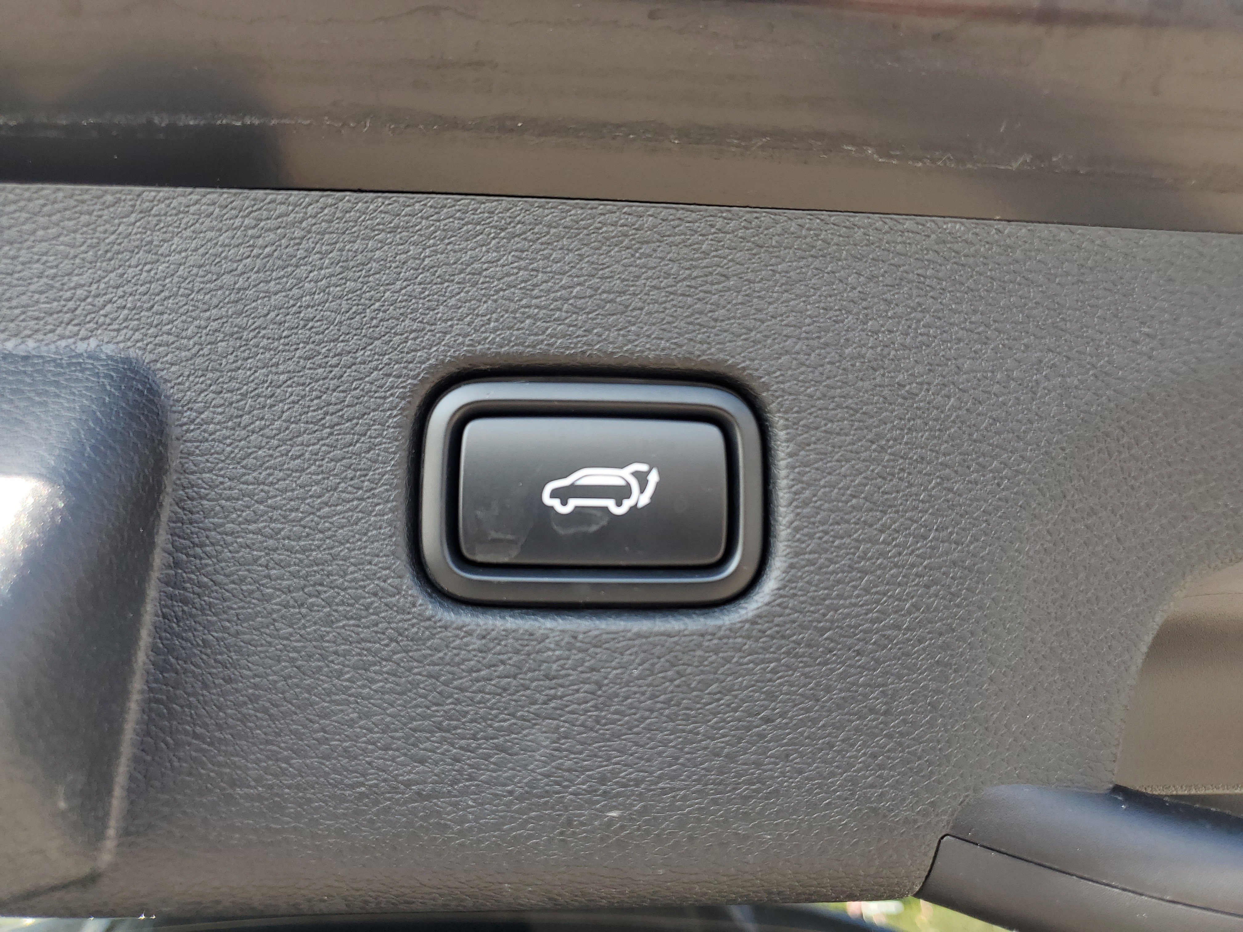 Used 2024 Kia Sportage SX image 9