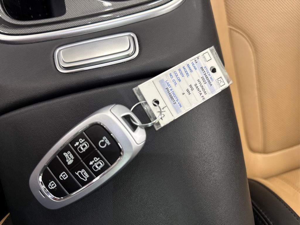 Used 2023 Hyundai Santa Fe Calligraphy image 41