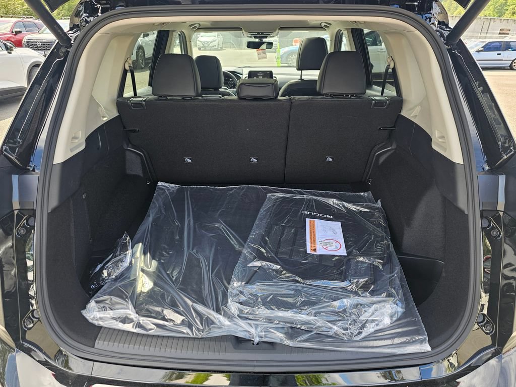 New 2026 Nissan Rogue Dark Armor AWD/4WD image 22