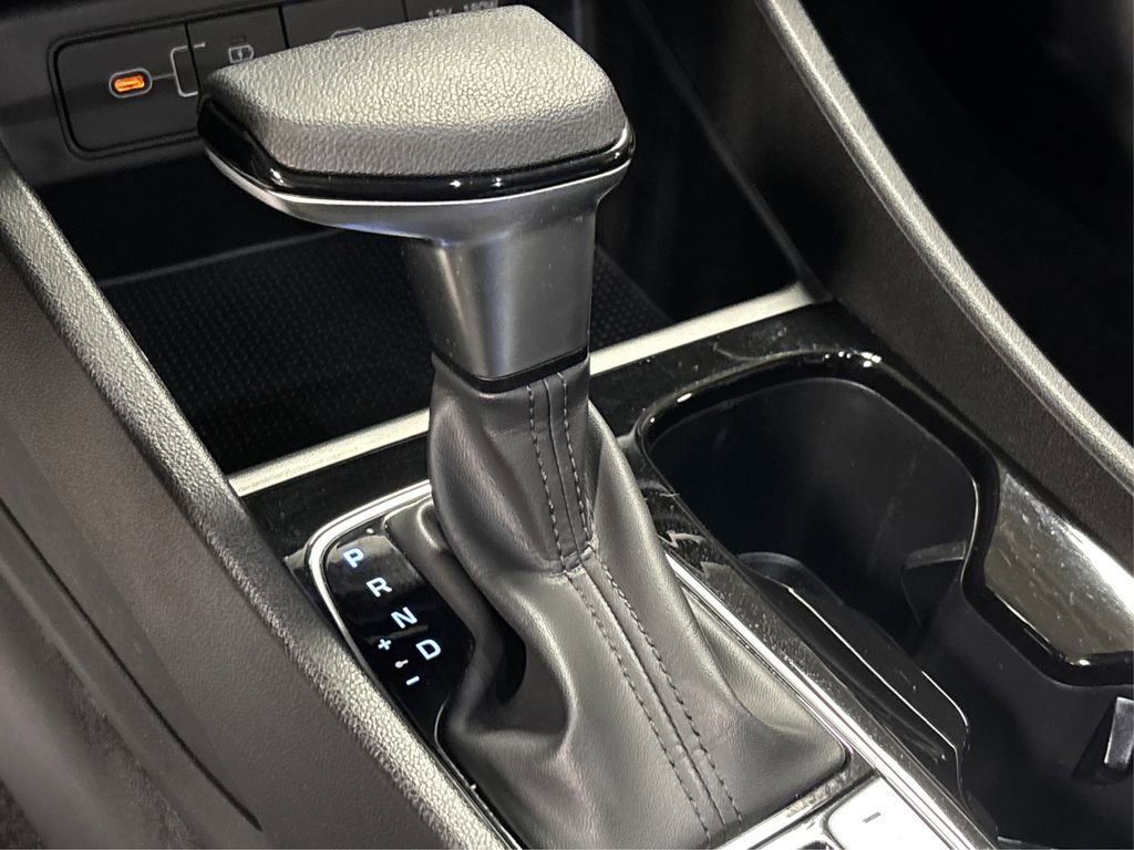 Certified 2025 Hyundai Tucson SE image 30