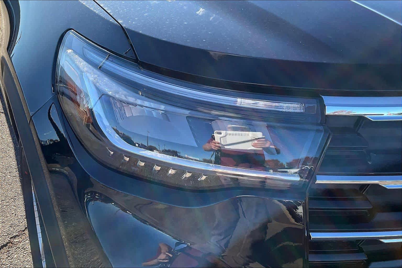 New 2026 Ford Explorer Active w/ Active Comfort Package image 13
