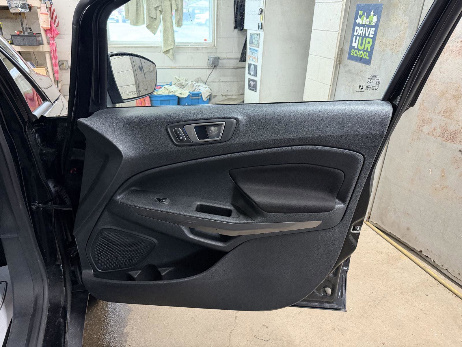 Used 2022 Ford EcoSport SE w/ SE Convenience Package AWD/4WD image 25