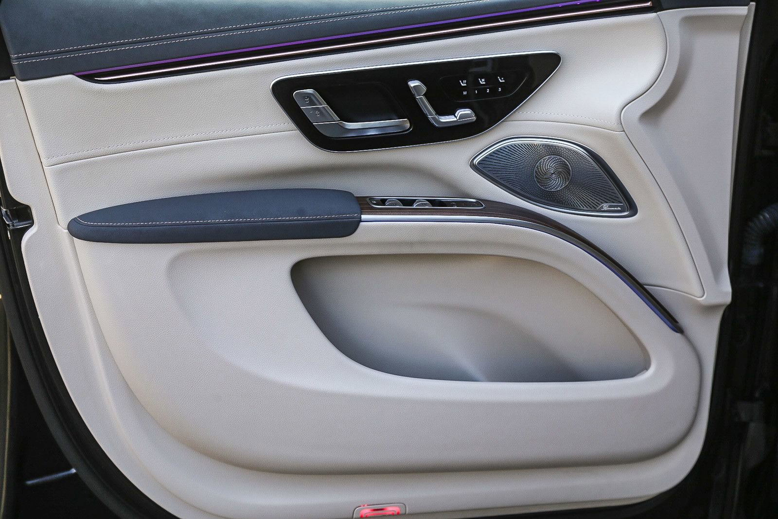 Certified 2023 Mercedes-Benz EQS 450+ 4MATIC SUV image 19