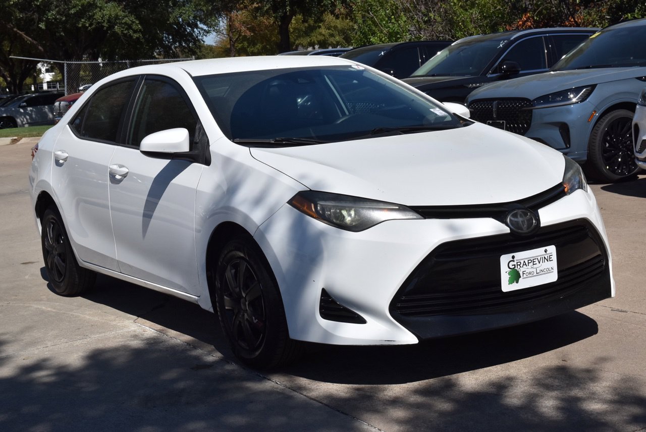 Used 2018 Toyota Corolla L FWD image 4