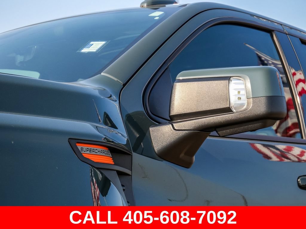 Used 2025 Chevrolet Silverado 1500 LTZ AWD/4WD image 16