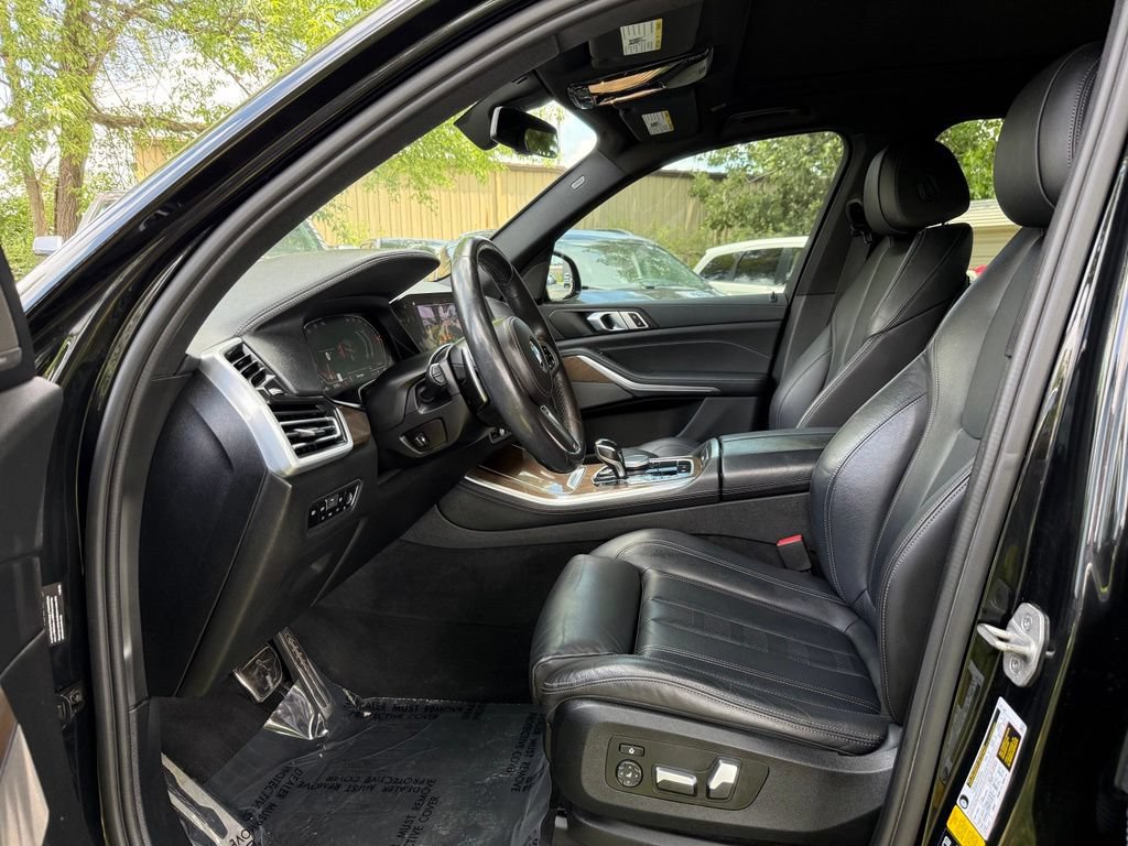 Used 2021 BMW X5 xDrive40i w/ M Sport Package AWD/4WD image 10